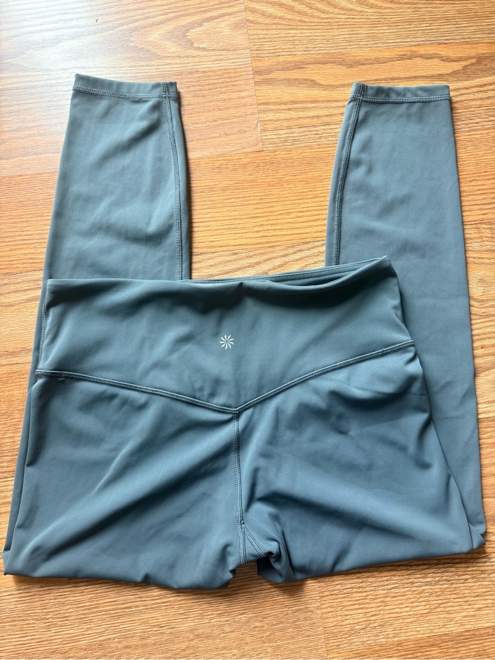 Athleta‎ Elation Train 7/8 Tight Medium Sage Blue Gray High Rise Leggings